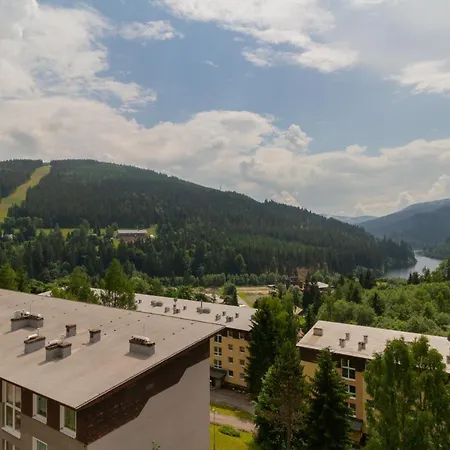 Le Mont * Špindlerŭv Mlýn